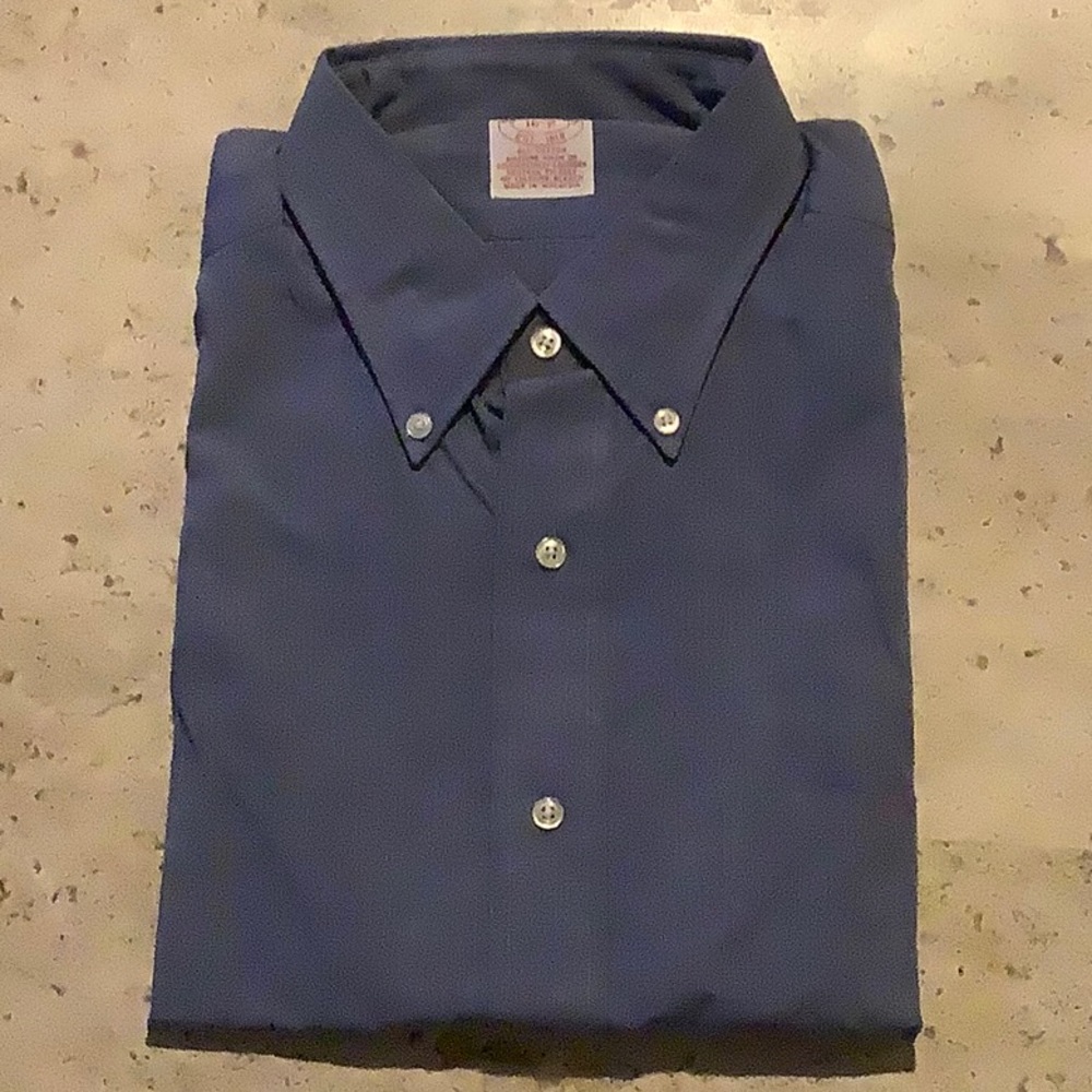 Brooks Brothers mens blue long sleeve dress shirt. NWOT